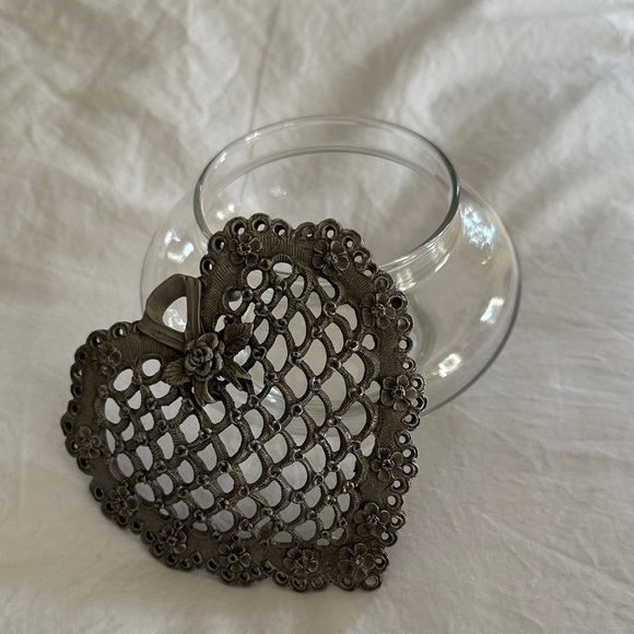 Pewter Heart Glass Potpourri Jar - Picture 3 of 5